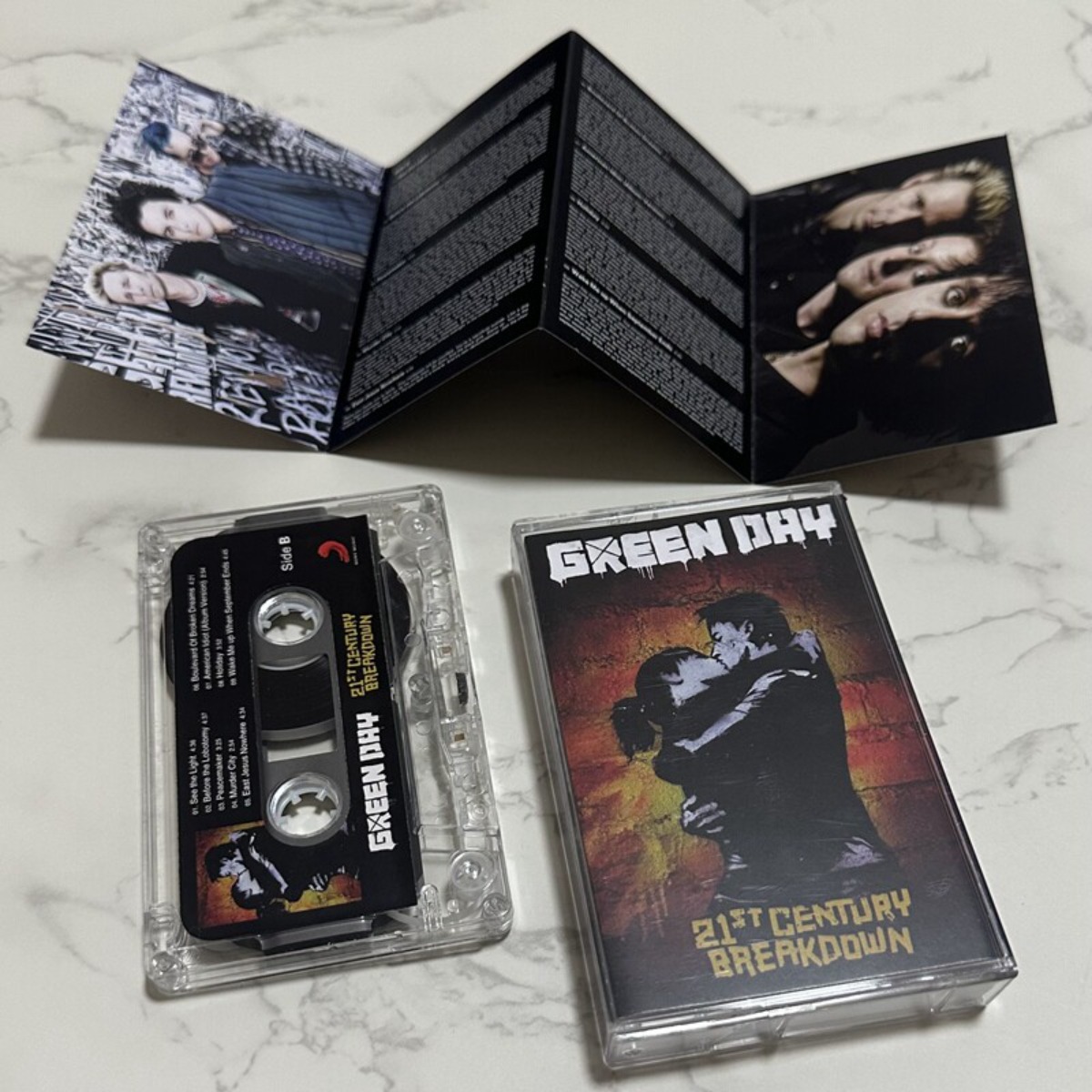 Cassete do Álbum Green Day 21s - Vintage Collectibles & More Llc Photos avaliação e preço