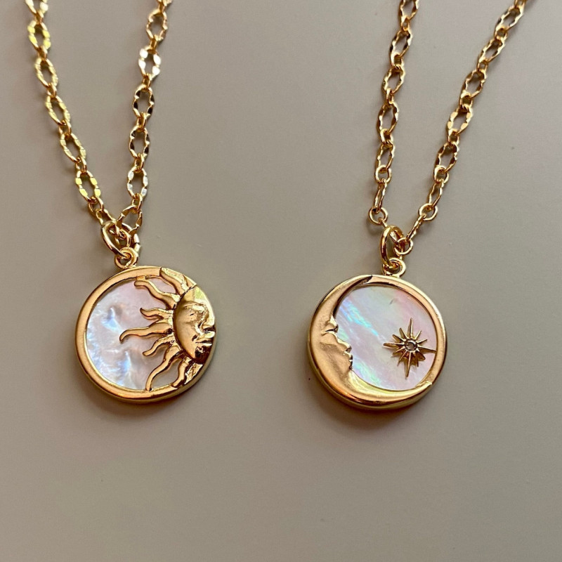 Colar Choker Feminino Punk com - Vintage Collectible Coins avaliação e preço