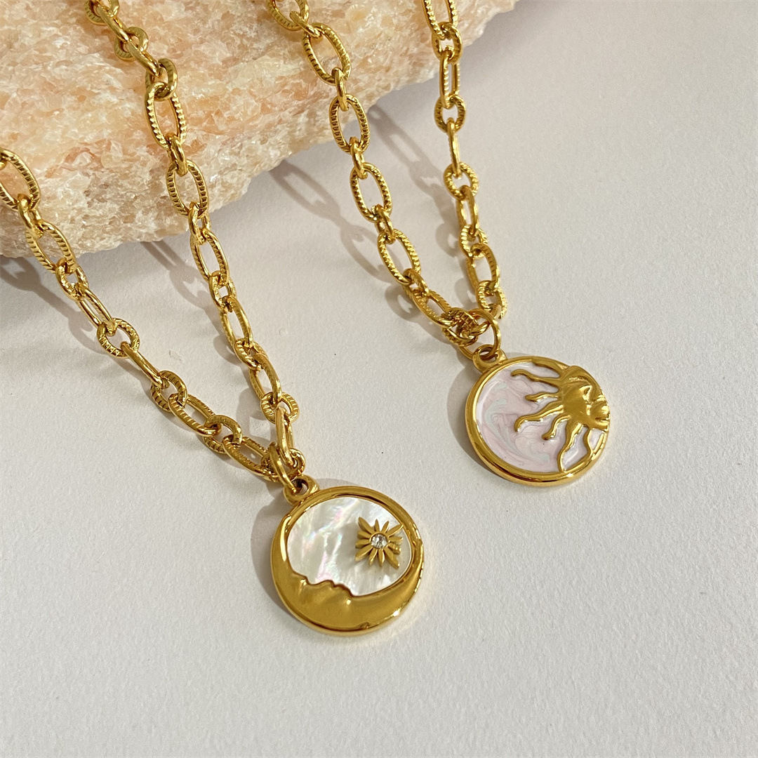 Colar Choker Feminino Punk com - Vintage Collectible Coins avaliação e preço